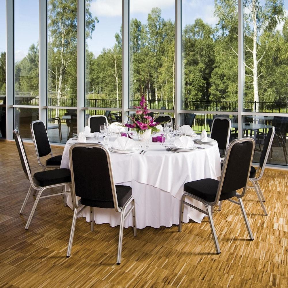 Hotell Charlottenberg Εστιατόριο φωτογραφία